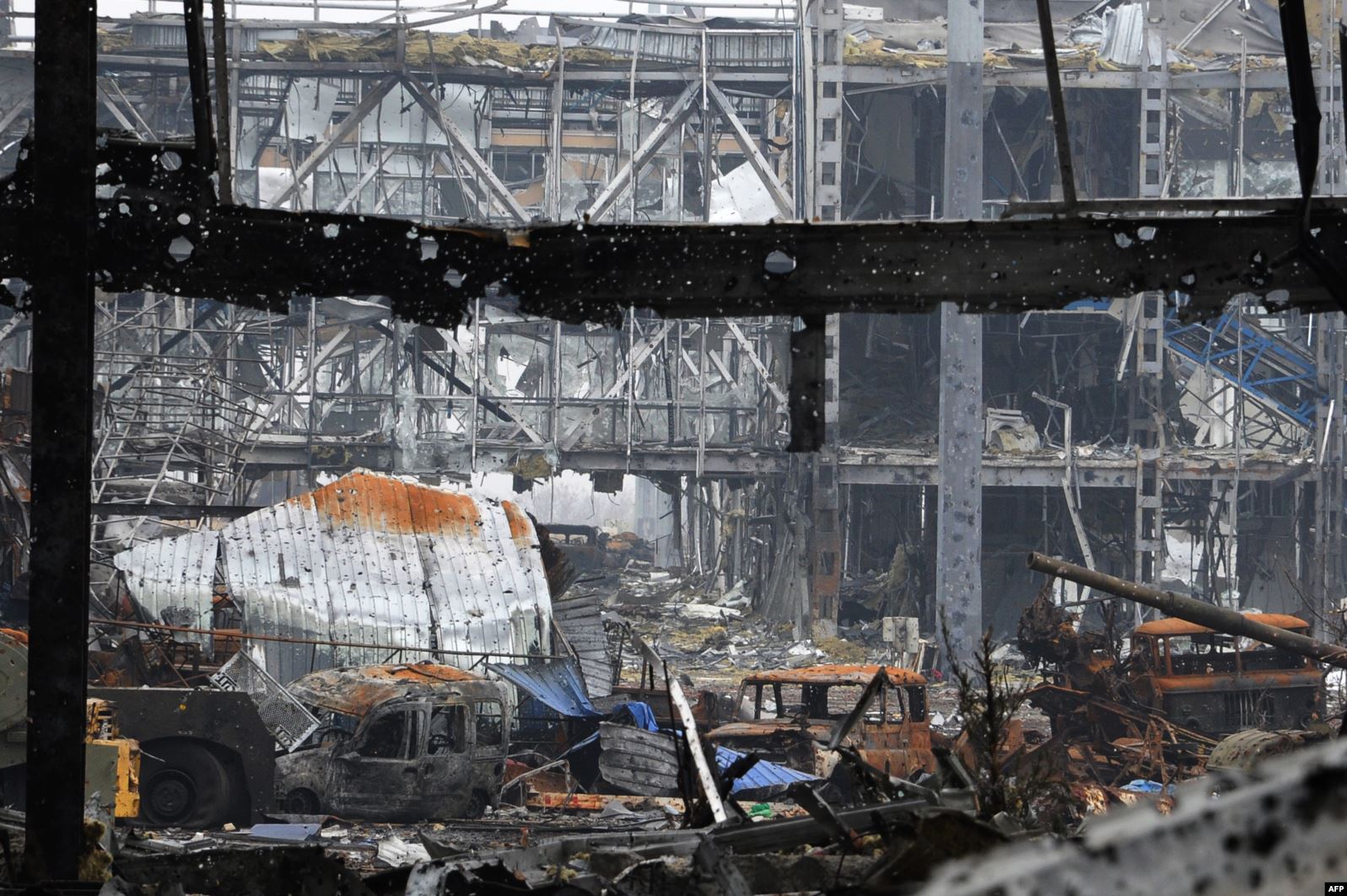 Cyborgs recount the Battle of Donetsk Airport. Direct quotes