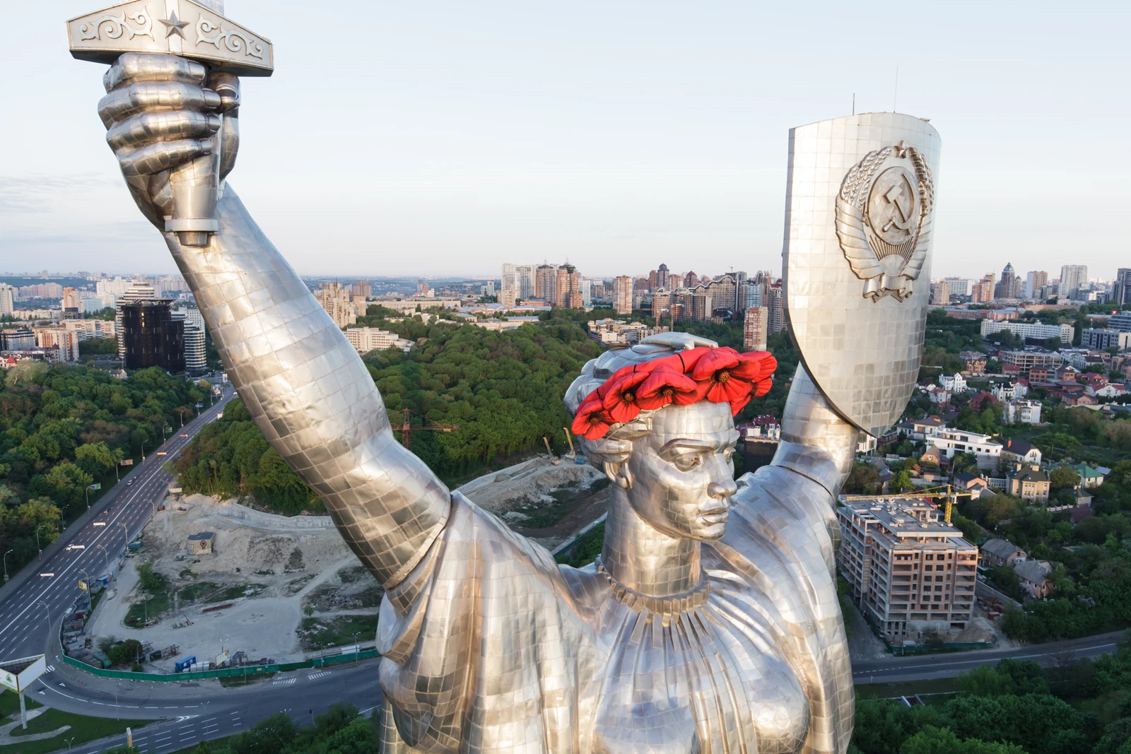 Motherland Monument: Kyiv Landmark, National Symbol Or Soviet Vestige ...