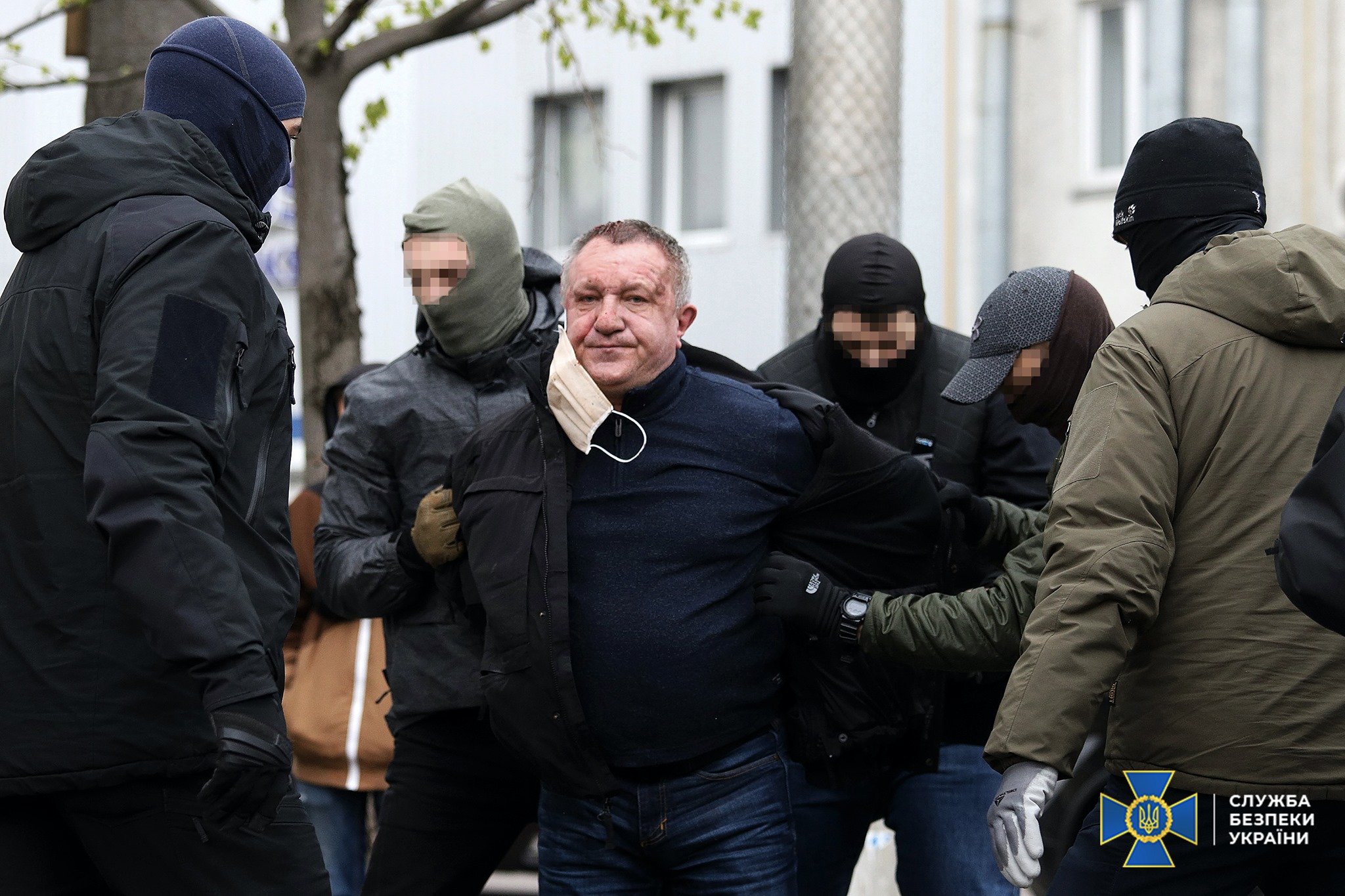 On April 14, the Security Service of Ukraine reported it had arrested a “mole” within its ranks—Major General Valerii Shaitanov, who served as the chief of the service’s Center for Special Operations “A.” He was detained under suspicion of state treason and for allegedly carrying out terrorist attacks. (Photo: ssu.gov.ua)
