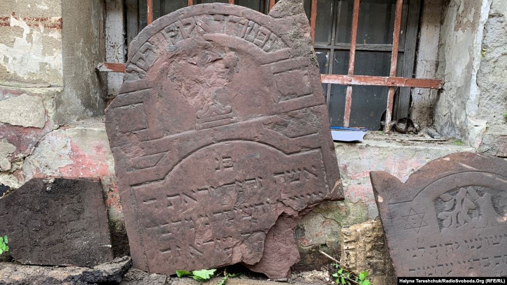 Jewish tombstones found in small courtyard of former NKVD headquarters in Lviv