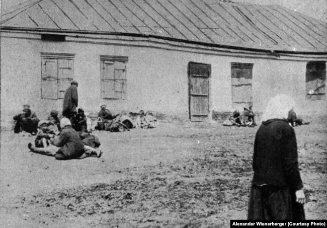 Engineer Wienerberger’s unknown photographs of the Holodomor