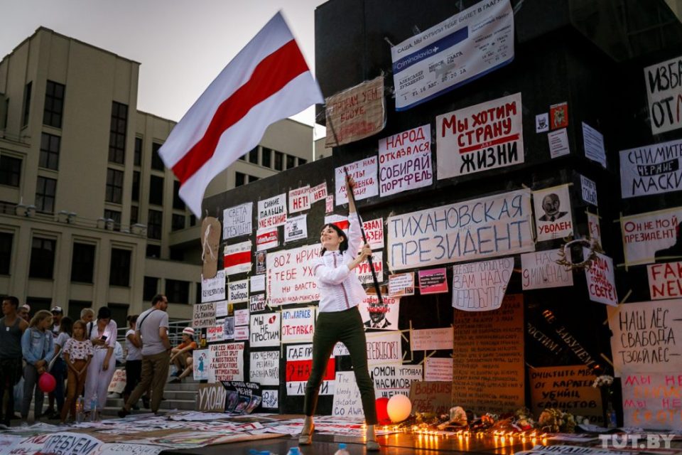 Why don’t Belarus protesters shun Russia?