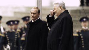 Russia's first president Boris Yeltsin (R) and its second president Vladimir Putin (L) at Putin's first inauguration. Moscow, 7 May 2000. Photo: RIA Novosti