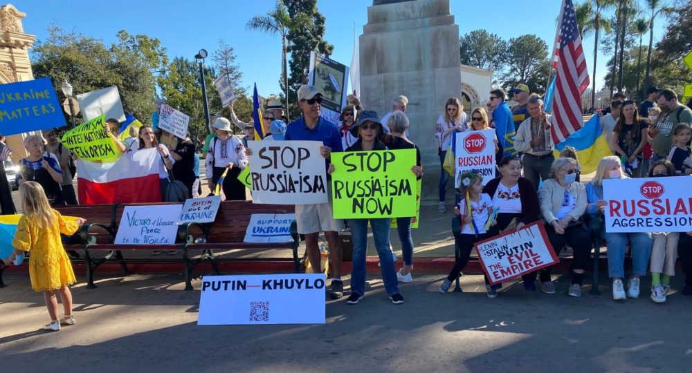 Pro-Ukrainian rally in San Diego, US. 6 February 2022. Source ~