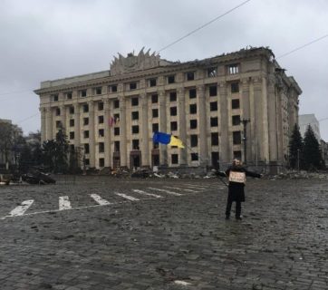 Russia bombs Kharkiv