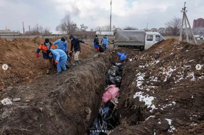 Mass graves in Mariupol