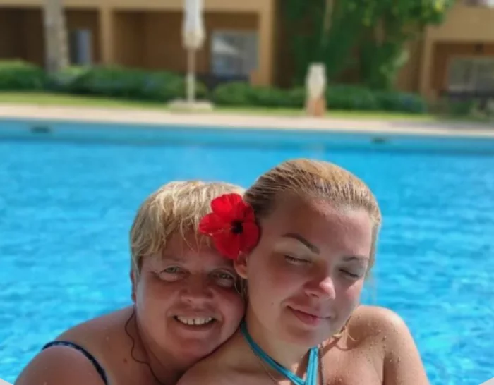 Olha and her mother Iryna. Photo: The “Mama Ira” Foundation website ~