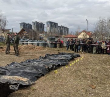 Exhumation of a mass grave with bodies of Ukrainian civilians tortured and murdered in cold blood by Russian troops in Bucha, Kyiv Oblast. April 2022. Photo: open source