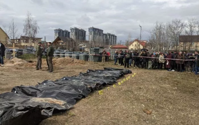 Exhumation of a mass grave with bodies of Ukrainian civilians tortured and murdered in cold blood by Russian troops in Bucha, Kyiv Oblast. April 2022. Photo: open source