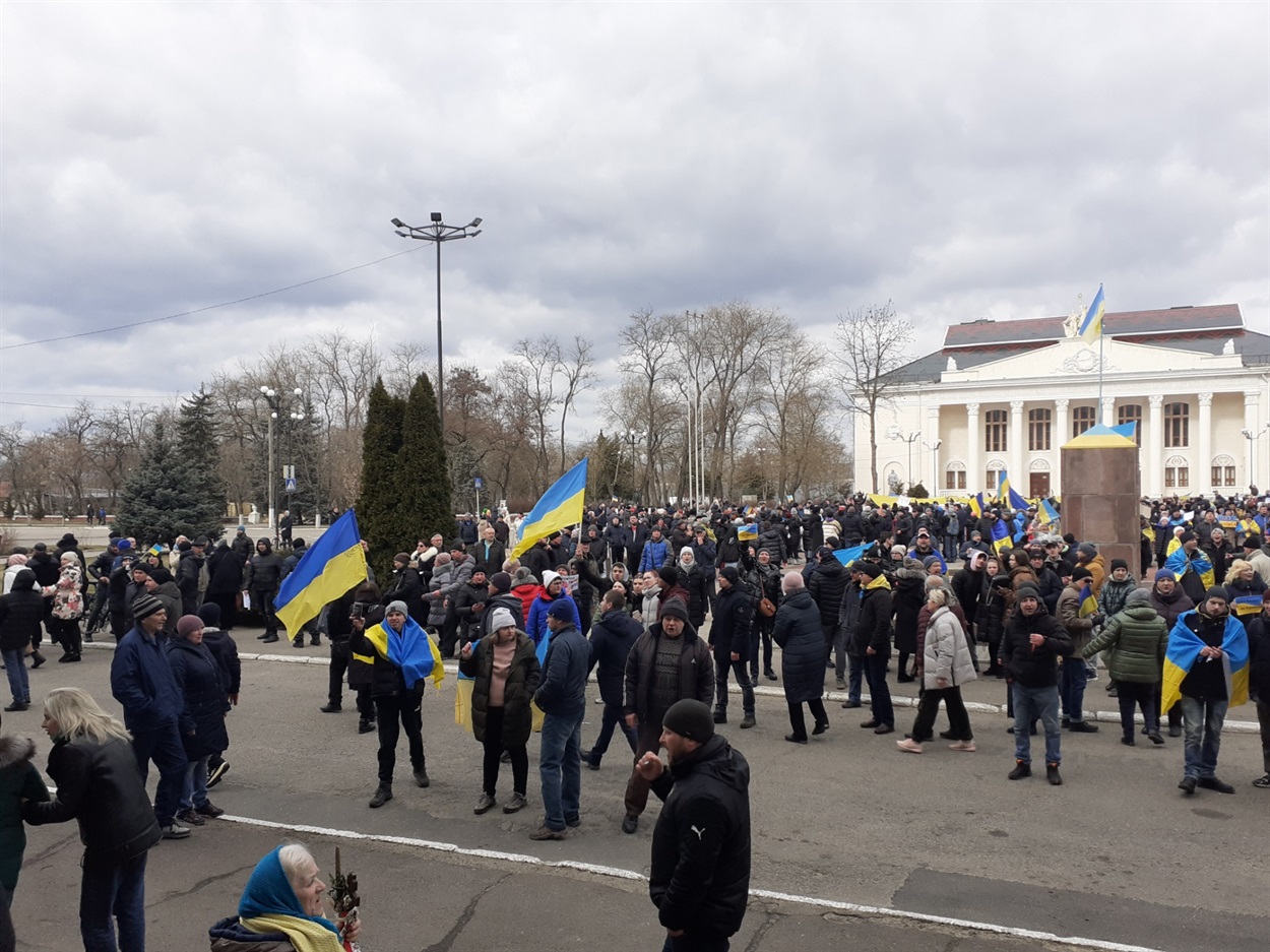 Residents of Nova Kakhovka are holding a rally on March 6 to protest against Russia’s occupation 