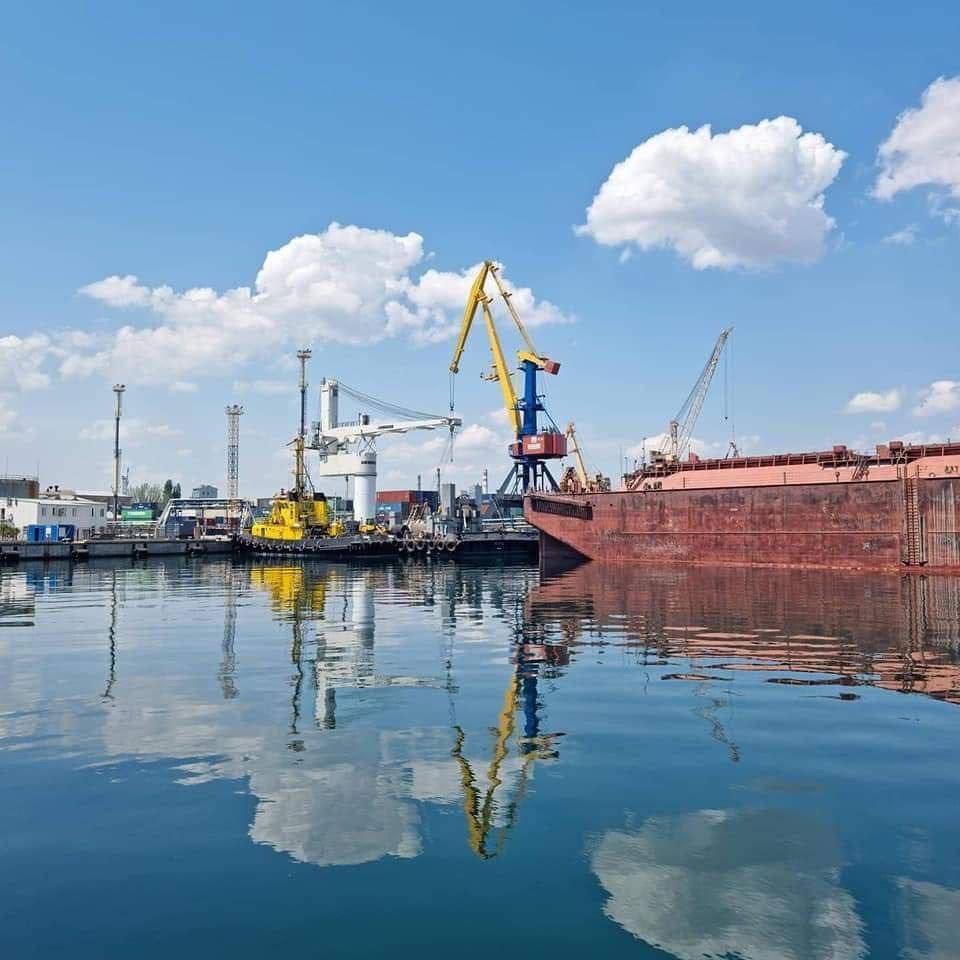 Ukraine prepares grain caravans for export through Odesa ports