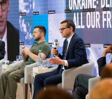 No talks with Russia before its full withdrawal, Ukraine’s Zelenskyy says at secret YES Forum