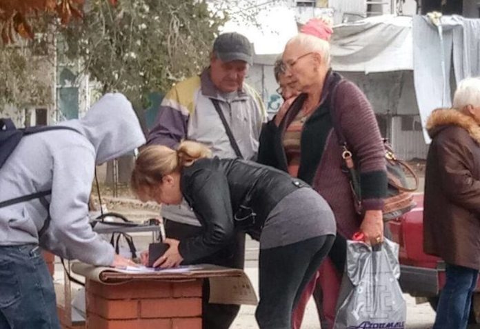 Mariupol referendum