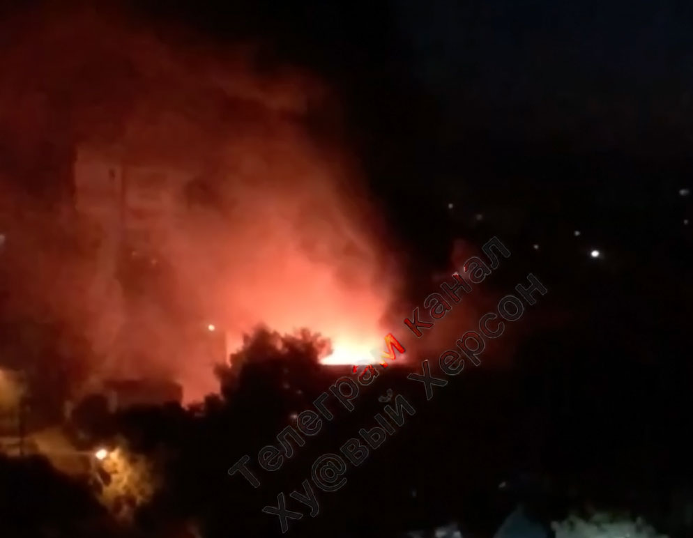 Khersoners report alleged Ukrainian strikes on Russian barracks, warehouse, two crossings