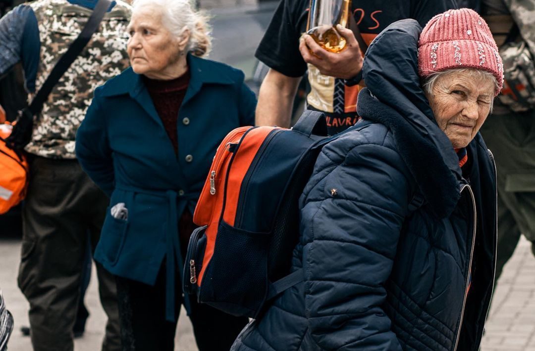 evacuation vulnerable elderly Ukraine war Bakhmut