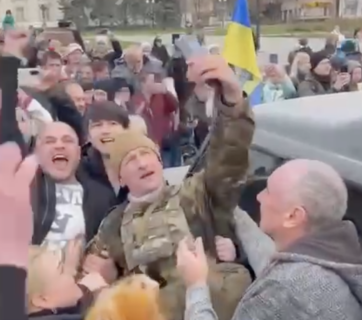 Ukrainian troops enter Kherson – media, Ukrainian intel