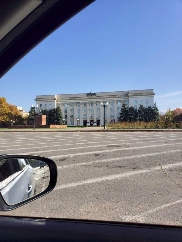 Russian flag disappeared from the Oblast administration building in the occupied Kherson