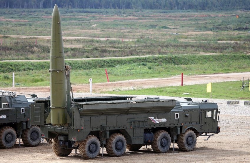 iskander missile mobile launcher
