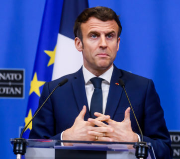 France considers handing Leclerc tanks to Ukraine, Macron says