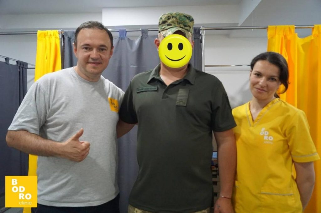 Soldier who had undergone a rehabilitation program at Bodro clinic. Source: Bodro website ~