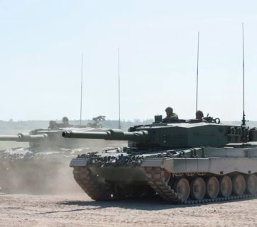 Canada sending four additional Leopard 2 tanks to Ukraine – PM Trudeau