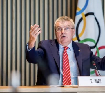 ioc president thomas bach strong critisizm ukraine noc olympics 2024 boycott