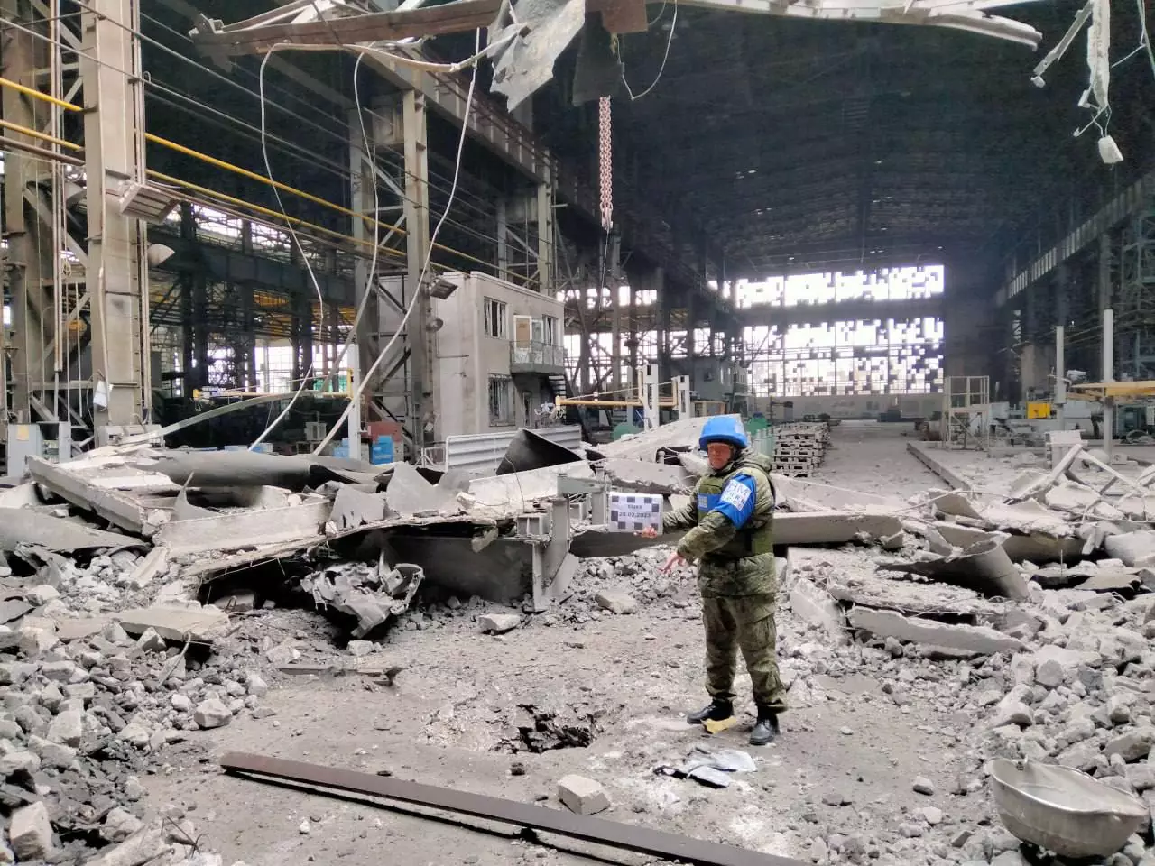 One of two workshops of the Stakhanov Railcar Repair Plant damaged in the morning attack on 28 February 2023. Source. ~
