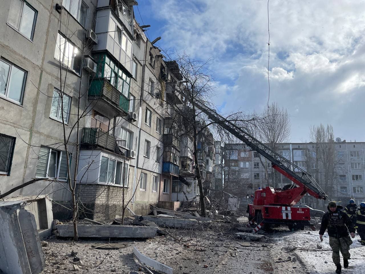 12 civilians injured in Russian strike on town in Donetsk Oblast – PHOTOS ~~