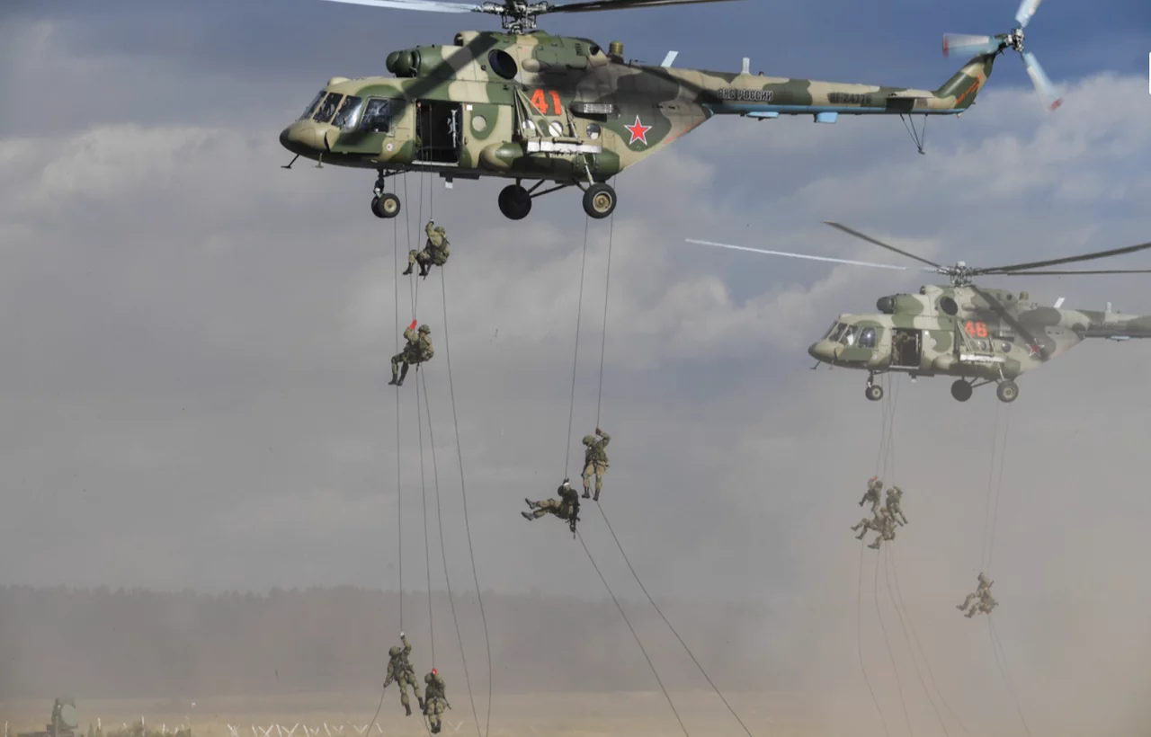 russian airborne forces prcatice landing exercise west