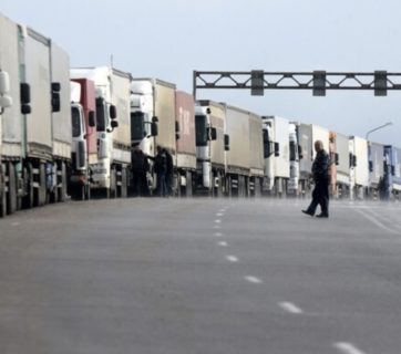 ukraine bulgaria agree unblock unload agriproducts trucks at border