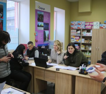 Mariupol refugees across Ukraine plan and prepare for city’s liberation from Russia