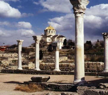 Russians looted Byzantine gold from the Chersonesos Museum in Crimea