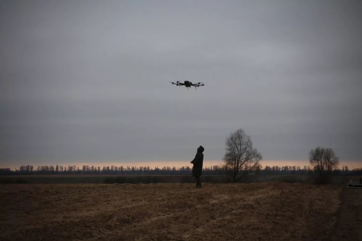 Serhiy Ristenko getting ready to catch an R18 drone. Photo by Euromaidan Press ~