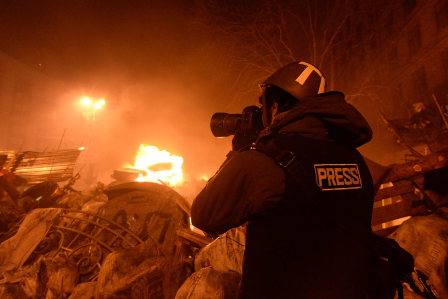 Journalist documenting events at the Independence square. Clashes in Ukraine, Kyiv. Events of February 18, 2014. Creative Commons License ~