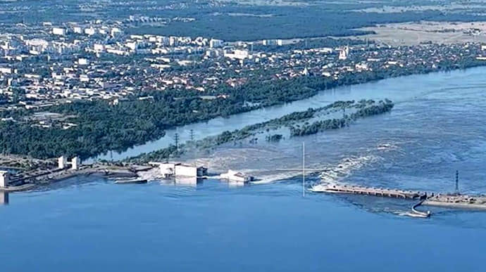 Kakhovka dam to deteriorate further over next days, causing additional flooding – UK intel