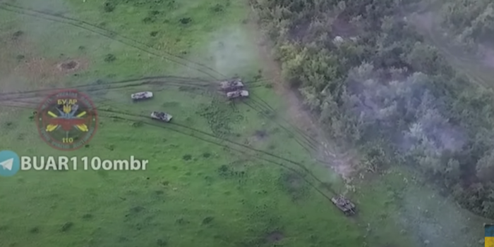 Screenshot from the video: a battle between Ukrainian defenders and Russian soldiers ~