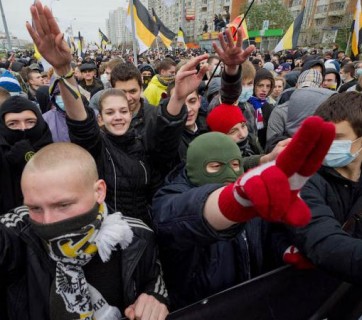 Russischer Politiker: Putins Krieg in der Ukraine macht den Weg für Faschismus in Russland frei