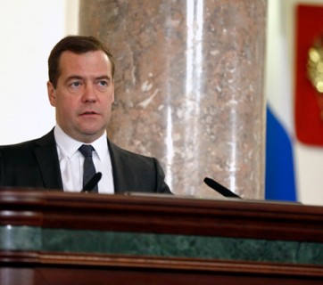 Medwedew gestand ein, dass die Annexion der Krim durch Russland zu einem Verlust von 25 Mrd. Euro führte