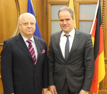 Heidelberger OB trifft russische Diplomaten, bespricht „Zusammenarbeit“ mit okkupiertem Simferopol